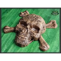 Geschnitzter Schädel Aus Holz, Holz Wandbild, Geschnitzter Wanddekor Schnitzen, Santa Muerte, Calavera, Dark Art von MasterOak