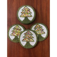 Handgemachte Weihnachtsbaum Perlen Untersetzer Urlaubsdekor, 6Er Set Handgemachte Weihnachtsbaum Perlen Untersetzer Urlaubsdekor, 6Er Set von MasterPieceCraftsInt