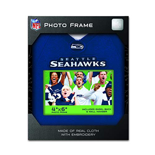 Masterpieces NFL Bilderrahmen Seattle Seahawks Uniform 22,2 x 26,7 x 4,1 cm von MasterPieces