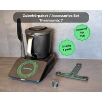 Thermomix Tm7 Zubehör Set - 3-Teilig Displayschutz Mit Wunschtext, Gleitbrett & Teiglöser Farblich Abgestimmt 3D-Gedruckt von Mat3DDesign