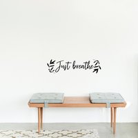 Just Breathe Aufkleber - Vinyl Wandtattoo Mantra Wandtattoos Abnehmbare Yoga Room Decor Meditation von MatchSetLove