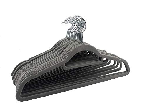 Matec 20er Set graue Samt Kleiderbügel rutschfest 45 cm breit schmal robust gut belastbar 360° drehbarer Haken für Mäntel Hemden und Anzüge. von Matec Patent Trades UG