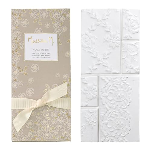 Mathilde M. Regal mit Spitzen-Duft von Blumen und Gold – Leinenschleier Mathilde M. Regal mit Spitzen-Duft von Blumen und Gold – Leinenschleier von Mathilde M.