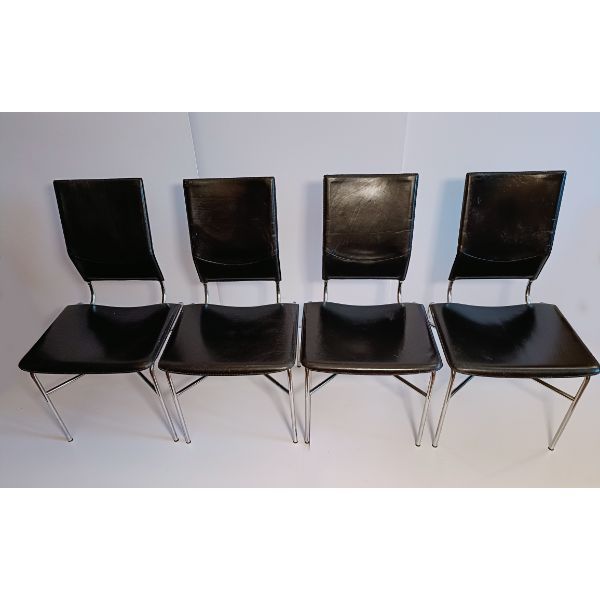 4er-Set Vintage Larius Stühle aus schwarzem Leder von Ross Littell, Matteograssi 4er-Set Vintage Larius Stühle aus schwarzem Leder von Ross Littell, Matteograssi von Matteograssi