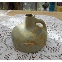 Kleine Vintage Otto Keramik Vase Matt Grün 70Er Jahre Design Mid-Century von MattieStone