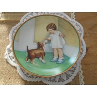 Sammelteller Wandteller The Hamilton Collection 1985 "The Reward" Kleinkind Mädchen Hund Welpe Kinderzimmer Babyzimmer von MattieStone