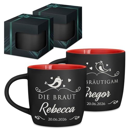 Maverton 2er Keramik Tassen Set mit Gravur - 400 ml - matt schwarz - Innen rot - Tasse personalisiert - Kaffeebecher Teetasse - Hochzeitsgeschenke für Brautpaar - personalisierte Geschenke Maverton 2er Keramik Tassen Set mit Gravur - 400 ml - matt schwarz - Innen rot - Tasse personalisiert - Kaffeebecher Teetasse - Hochzeitsgeschenke für Brautpaar - personalisierte Geschenke von Maverton