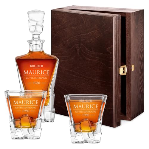 Maverton 950 ml Whiskey Karaffe + 2/4 / 6er Whiskygläser Set mit Gravur - Whisky Dekanter - luxuriöses Design - Kristallglas - für Männer zum Geburtstag - Jahrgang von Maverton