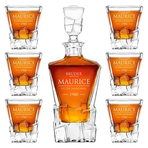 Maverton 950 ml Whiskey Karaffe + 2/4 / 6er Whiskygläser Set mit Gravur - Whisky Dekanter - luxuriöses Design - Kristallglas - für Männer zum Geburtstag - Jahrgang von Maverton