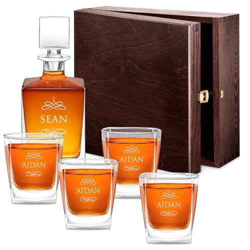 Maverton Whiskey Dekanter 810 ml + 4 / 6er Whisky Gläser Set mit Gravur - personalisiertes Whisky Karaffe Set für Männer - Glas Karaffe mit Gläsern für Whiskygenießer - Name von Maverton