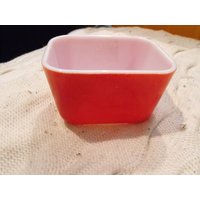 Pyrex 501 Kühlschrankschale - Kein Deckel Rot Pyrex 501 Kühlschrankschale - Kein Deckel Rot von MawmawsKitchen