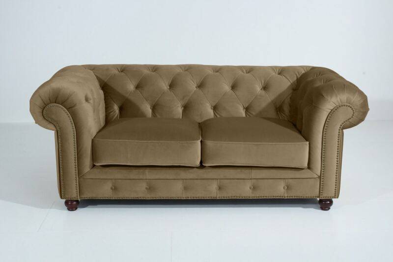 Chesterfield Sofa Old England (2-Sitzer) Samtvelours sahara von Max Winzer