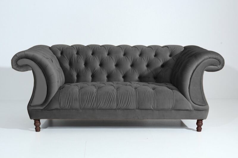Vintage Sofa Isabelle - 2-Sitzer Samtvelours anthrazit Vintage Sofa Isabelle - 2-Sitzer Samtvelours anthrazit von Max Winzer