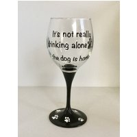 Handbemaltes Weinglas Geschenk Für Hundeliebhaber von MaxStudioGifts