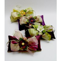 Fresh Rose Ribbon Beutel Burgund & Lila Perlen Gänseblümchen Dekor Fresh Rose Ribbon Beutel Burgund & Lila Perlen Gänseblümchen Dekor von MayBliss