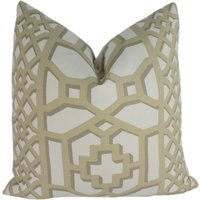 Schumacher - Zanzibar Trellis Matte Sand Elsie De Wolfe Inspirierter Designer Kissenbezug Handgemachtes Dekokissen Luxuriöses Wohndekor von MayEvelyneInteriors