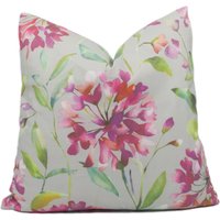 Voyage - Clovelly Himbeer/stein Atemberaubender Blumen Aquarell Kissenbezug Handgemachtes Dekokissen Designer Wohndekor von MayEvelyneInteriors