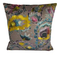 Voyage Decoration - Shrabana Pfau Üppiger Paisley Samtkissenbezug Handgemachter Dekokissen Designer Home Decor von MayEvelyneInteriors