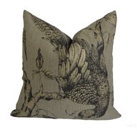 Zoffany - Darnley Toile Empire Grau Atemberaubender Anspruchsvoller Metallic Vogel Kissenbezug Handgemachter Dekokissen Designer Wohndekor Zoffany - Darnley Toile Empire Grau Atemberaubender Anspruchsvoller Metallic Vogel Kissenbezug Handgemachter Dekokissen Designer Wohndekor von MayEvelyneInteriors