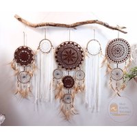 Handgemachter Traumfänger - Spiritueller Wandbehang Schlafzimmer Boho Dekor Raum Kinderzimmer von MayKnotsStudio