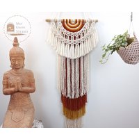 Makramee Halbkreis Wandbehang Für Boho Home Decor Über Dem Bett Decor-Makramee Kopfteil Oder Hochzeitsdekoration von MayKnotsStudio
