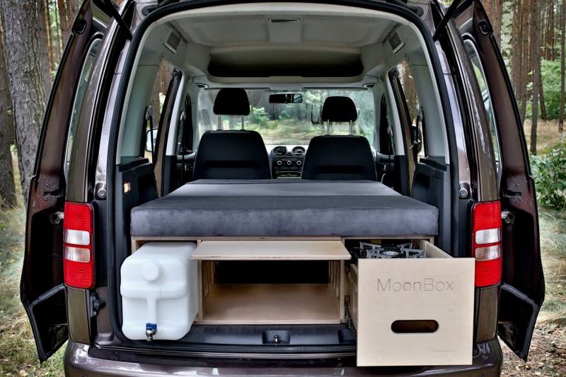 Mayaadi Home Campingliege Moonbox Campingbox Laminiert Campingküche Schlafsystem VW Van Kombi von Mayaadi Home