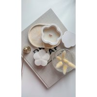 Blumenkerzen Geschenkset Kokosnusswachskerze & Schmuckbox von MayalavanaArtStudio