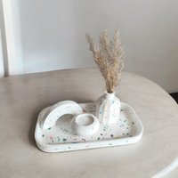 Handgemachte Terrazzo Tablett Set Beton Vase, Modernes Wohn Dekor Handgemachte Terrazzo Tablett Set Beton Vase, Modernes Wohn Dekor von MaydaStudios
