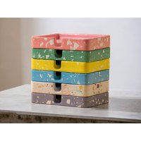 Seifenspender Terrazzo Beton Bunte Handgemachte Badeaccessoires von MaydaStudios