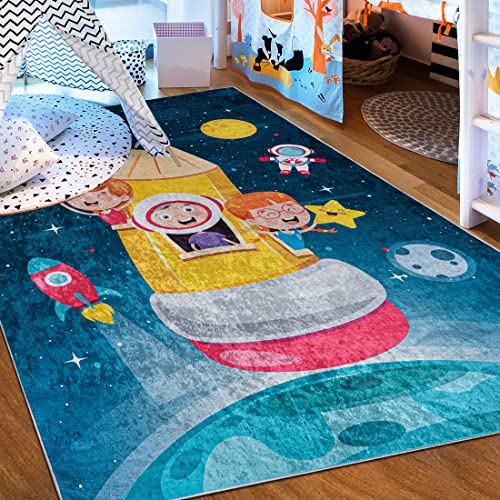 Mazovia Kinderzimmerteppich Antirutsch - Waschbar bis 30 Grad - Planeten Weltraum - Kurzflor Kinderteppich Teppich für Kinderzimmer - ÖKO-TEX Zertifiziert - Teppiche Junge Bunt Blau 80 x 150 cm von Mazovia