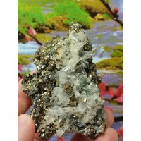 Perfekt Qualität Pyrit Mit Quarz Aus Bulgarien, Goldmineralien, Kristallstein, Rohe Natur, Geschenkmineralien, Sammlung, Selten, Cluster von Mccollecti0nShop