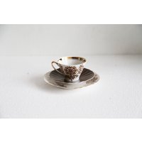 Vintage Espressotassen Set Riga Porzellan, Florales Gold Detail, 1970Er Jahre Vintage Espressotassen Set Riga Porzellan, Florales Gold Detail, 1970Er Jahre von MeadowSideVintage