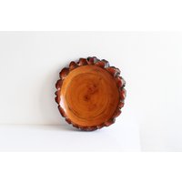 Vintage Holzscheibe Wandbehang Platte Mit Rinde Vintage Holzscheibe Wandbehang Platte Mit Rinde von MeadowSideVintage