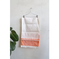 Vintage Set Von Zwei Leinen-Baumwoll-Mix Große Handtücher Orange Floral Gewebte Ornamente Sowjetunion Küche Heimtextilien Leinentücher von MeadowSideVintage