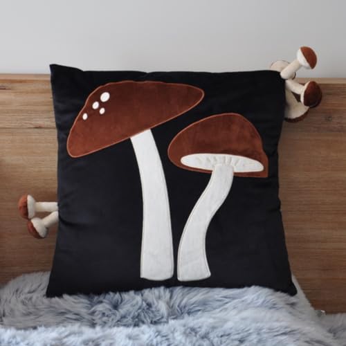Mebellezza Dekorativer schwarzer Pilz-Kissenbezug mit Sieben kleinen Pilzplüschen, eingenäht, 45,7 x 45,7 cm, Heimdekoration, Kissenbezug, Pilz-Kissenbezug Mebellezza Dekorativer schwarzer Pilz-Kissenbezug mit Sieben kleinen Pilzplüschen, eingenäht, 45,7 x 45,7 cm, Heimdekoration, Kissenbezug, Pilz-Kissenbezug von Mebellezza