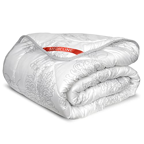 Medicline Steppdecke 140x200cm Ganzjahresdecke Schlafdecke Bezugsmaterial aus Mikrofaser mit Faden Gesteppt Silikonfüllung 200g/m2 Antiallergisch Waschbar bis 30 Grad (Blumenmuster, 140 x 200 cm) von Medicline