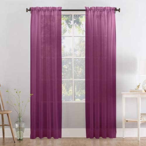 Megachest Lucy Voile-Vorhang mit Raffhaltern, 3 + 7 cm, 3 + 7 cm, 31 Farben, 10 Größen (B x H) 142 x 228,5 cm, Aubergine von Megachest