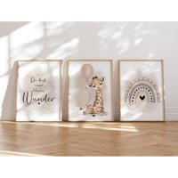 Meinbaby123® 3Er Set Din A4 Bilder Kinderzimmer | Poster Deko Babyzimmer Spruch Wandbilder | Giraffe Luftballon Beige von MeinBaby123Shop