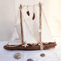 Segelboot Aus Treibholz Mit Zwei Masten, Schwemmholzschiff Stoffsegeln, Handgemachtes Unikat Segelboot Aus Treibholz Mit Zwei Masten, Schwemmholzschiff Stoffsegeln, Handgemachtes Unikat von MeinGschenkerl
