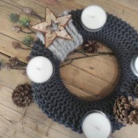 Strickkranz Weihnachten - Nachhaltiger Adventskranz Oder Türkranz Aus Baumwolle & Stroh | Natürliche Deko Für Dein Zuhause von MeinWohnlabor