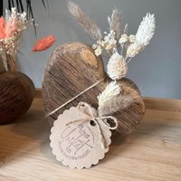Kleines Eichen-Altholz Deko-Herz Aus Altholz Mit Trockenblumen Unikat Herz Eiche Deko Holz Handgefertigtes Holzherz von MeineHolzWerkstatt