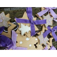 10Er Set Keramik Christbaumschmuck Oder Geschenkanhänger Mit Schleife Und Baumwollband 10Er Set Keramik Christbaumschmuck Oder Geschenkanhänger Mit Schleife Und Baumwollband von MeineIdeenwerkstatt