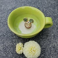 Keramiktasse Hellgrün Mit Monster von MeineIdeenwerkstatt