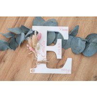 Deko Holzbuchstabe Mit Trockenblumen/Rosa Geschenk Zur Geburt Personalisierbar Kinderzimmer von MeineKreativeSeiteDE