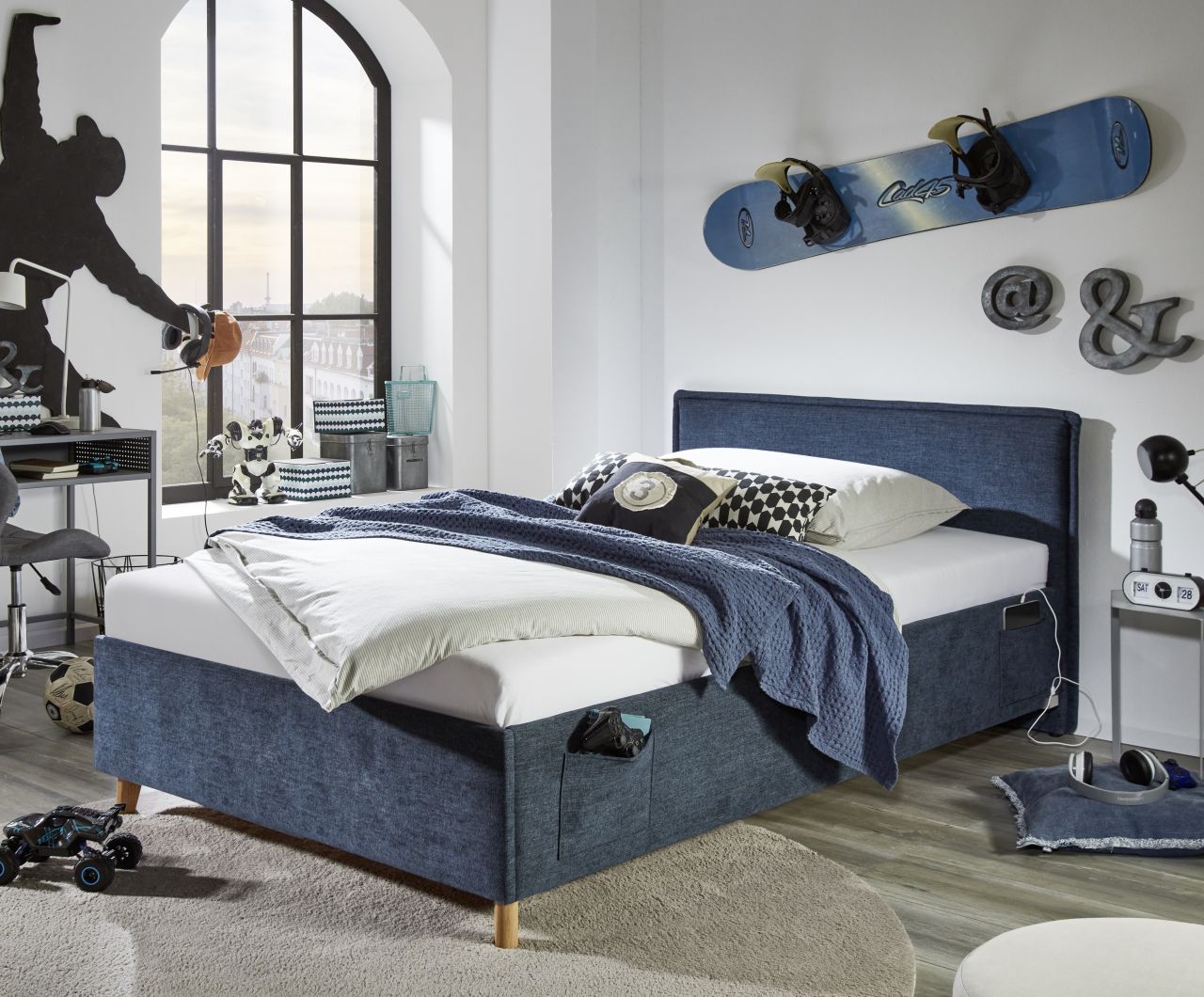 Polsterbett in 3 Größen Jugendbett Polsterliege USB-Anschluss Blau von Meise Möbel