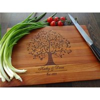 Personalisiertes Schneidebrett Handgefertigt, Personalisiertes Hochzeitsgeschenk, Benutzerdefinierte Schneidebrett, Hochzeitsgeschenke von MeisterAlgis