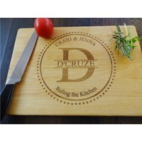Personalisiertes Schneidebrett Handgefertigt, Personalisiertes Hochzeitsgeschenk, Benutzerdefinierte Schneidebrett, Hochzeitsgeschenke von MeisterAlgis