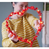 Pom Herz Licht | Geschenk Für Freundin Valentinstagsgeschenk Schlafzimmerlicht Leuchtendes von MelaniePorterDesign