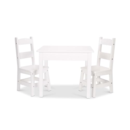 Melissa & Doug | Tisch und Stühle aus Massivholz | Kindermöbel| Robuste Holzmöbel | Tolles Geschenk für Mädchen und Jungen – ideal für 3,4, 5 Jahre und älter von Melissa & Doug