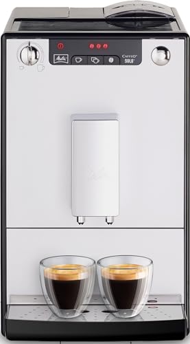 Melitta Caffeo Solo & Milk - schlanker Kaffeevollautomat mit Milchaufschäumer, Kaffeemaschine mit abnehmbarem Wassertank, für z. B. Kaffee oder Cappuccino, silber von Melitta
